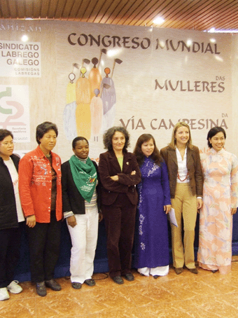 Delegación asiática no Congreso Mundial das mulleres da VÍA CAMPESINA