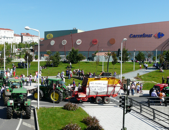 Tractores en Carrefour
