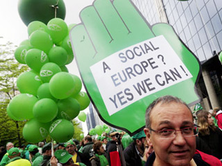 Contra recortes sociais