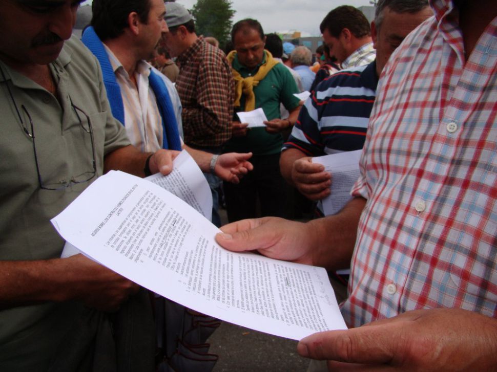 lendo o acordo que vende ao sector