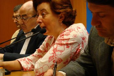 Carme Freire. Rolda de prensa en Santiago de Compostela (260609) TRACTORADA